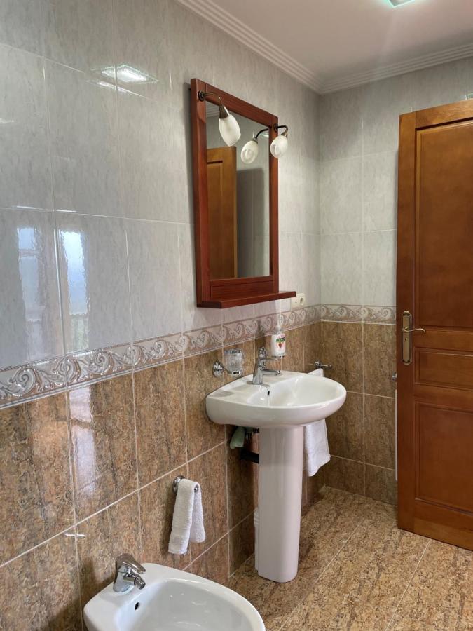 Apartamentos Rurales Casa Pajulon Tineo Eksteriør billede